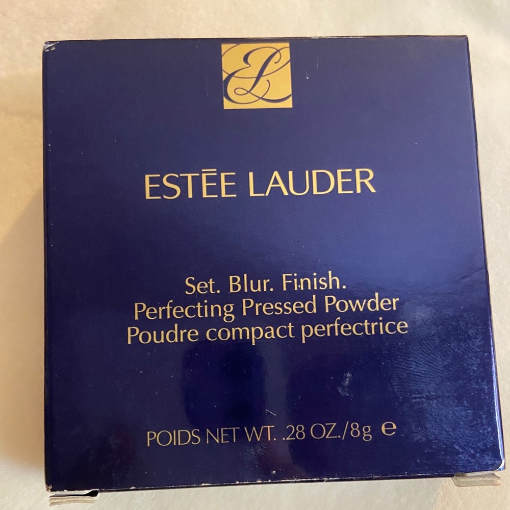 Estée Lauder Perfecting Pressing Powder